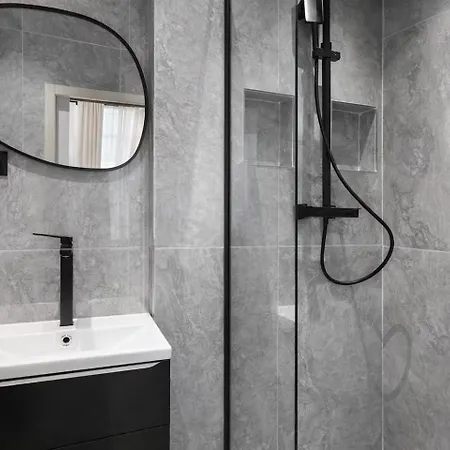 Apartment Parisian Champs Elysees Paris
