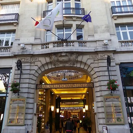 Parisian Champs Elysees Apartment